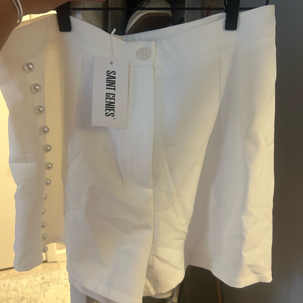White Women's Shorts